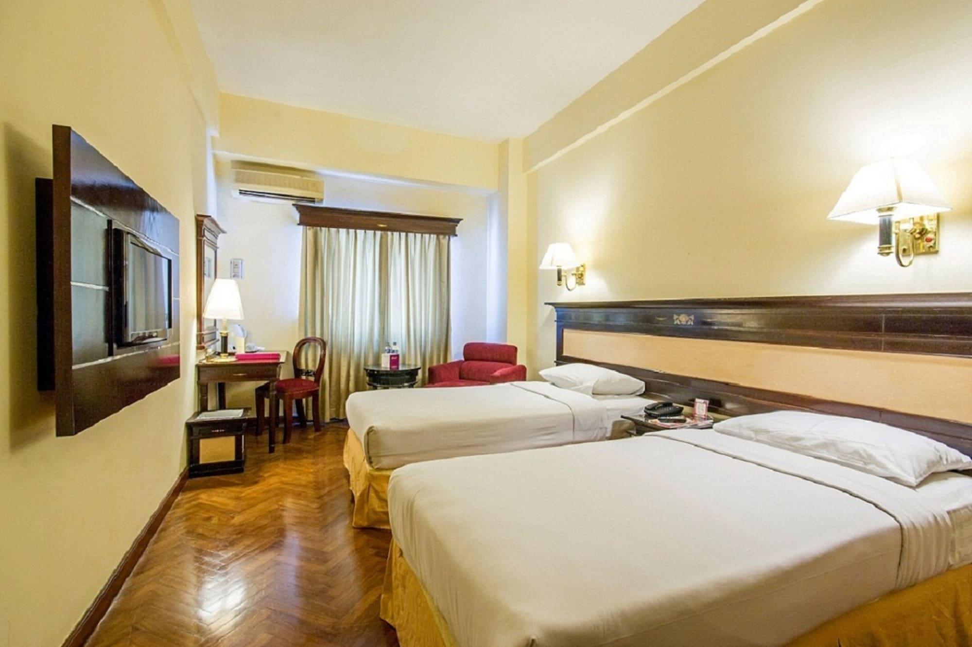 Mega Anggrek Slipi Hotel