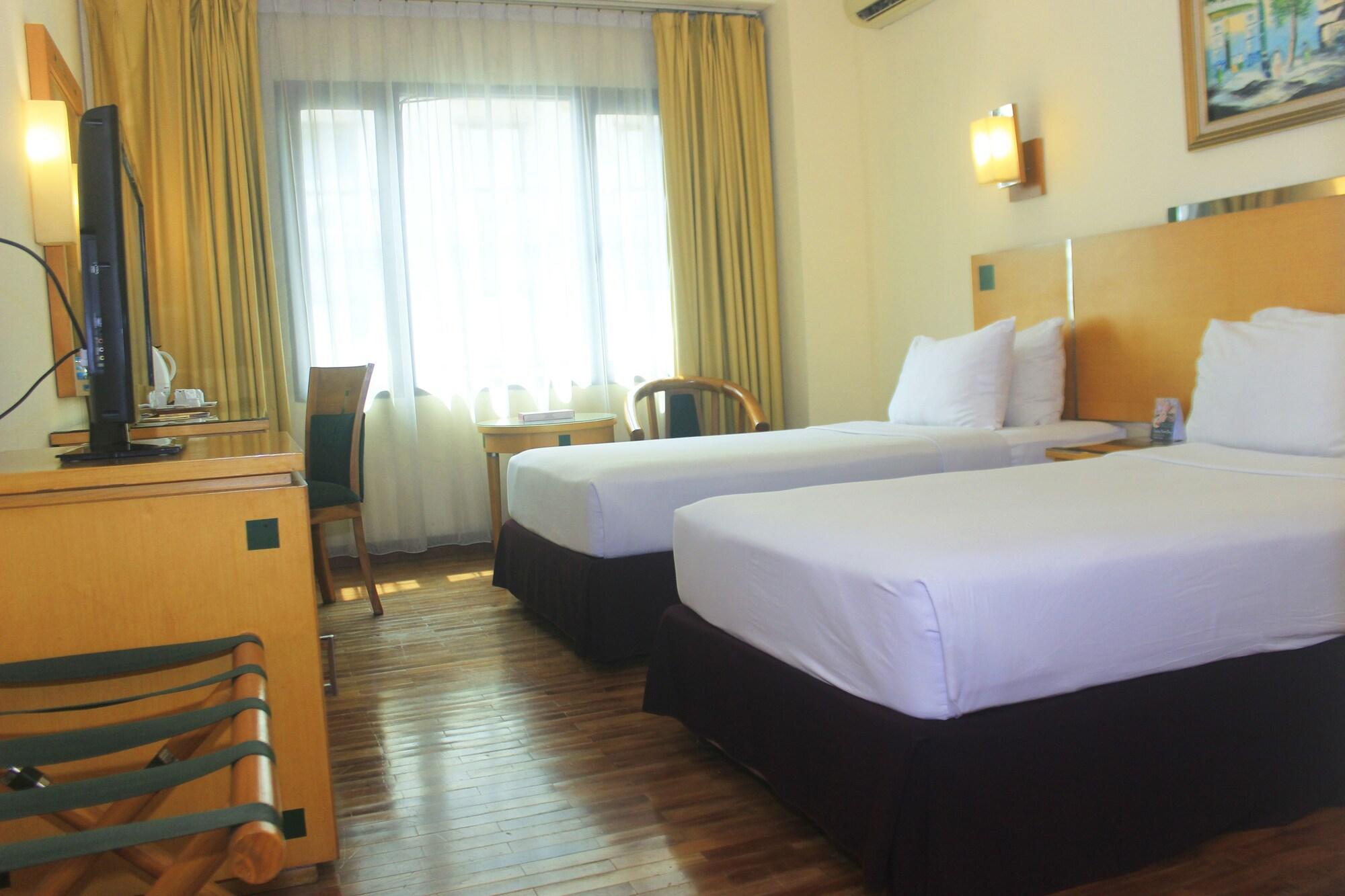 Mega Anggrek Slipi 3*