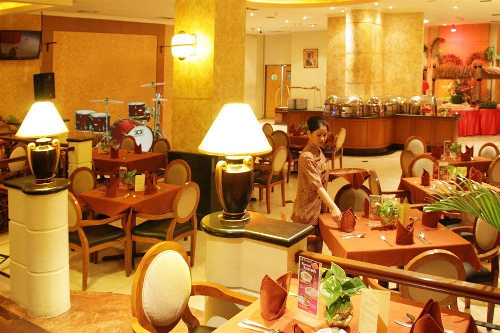Mega Anggrek Slipi 3* Jakarta