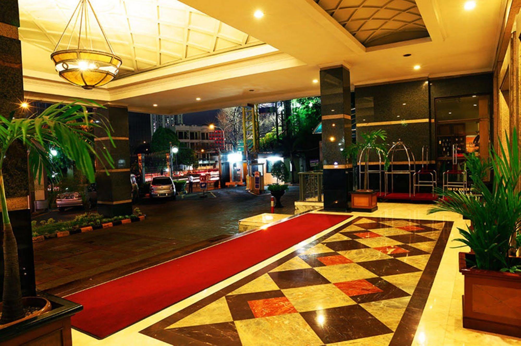 Mega Anggrek Slipi Hotel Jakarta