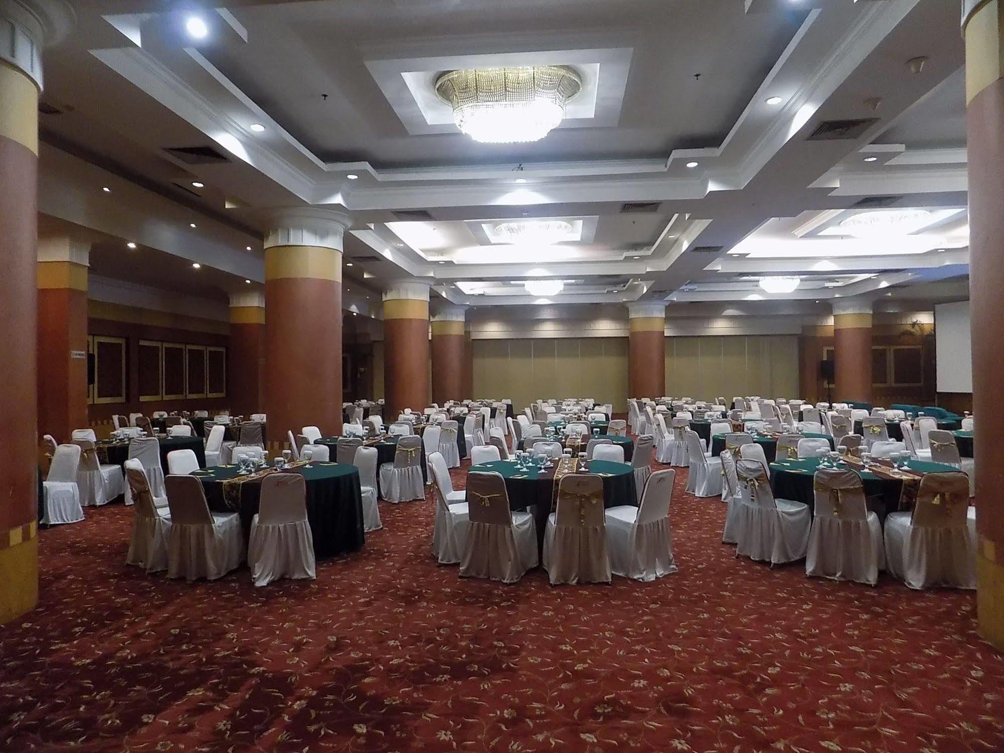 Mega Anggrek Slipi Hotel Jakarta